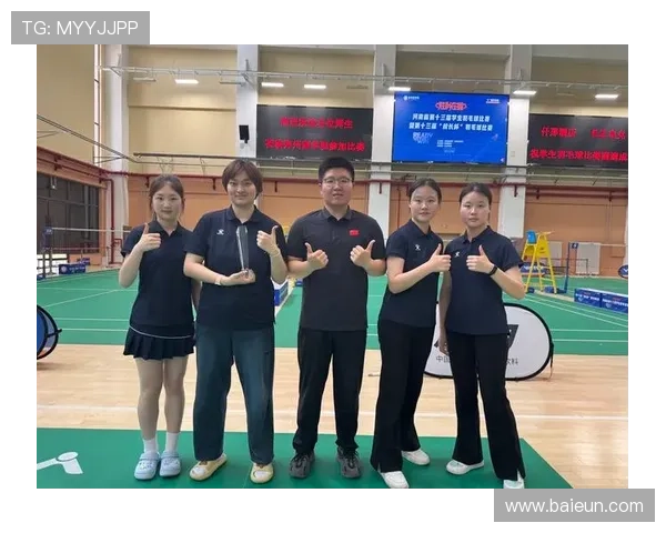 成都羽毛球队在亚运会积分榜上以87分稳居第一展现强大实力 成都羽毛球队在亚运会积分榜上以87分稳居第一展现强大实力