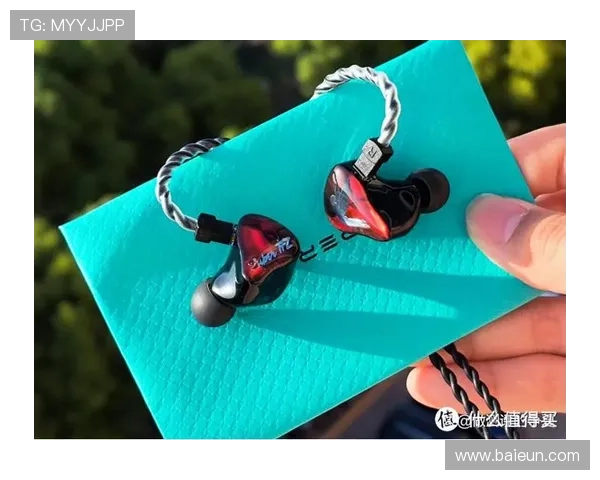 足球明星赛场耳机佩戴背后的故事与音乐力量解析