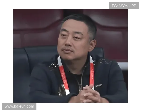 重庆篮球队在大满贯积分榜上以67分稳居第一名展现强劲实力